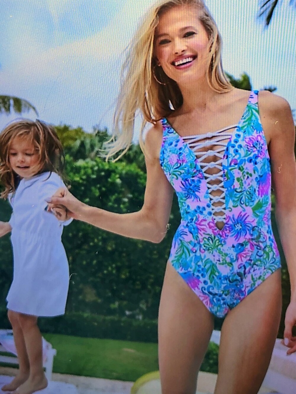 Lilly Pulitzer Sz 10 Isle Lattice One Piece Baby Paradise Petals Removable Cups